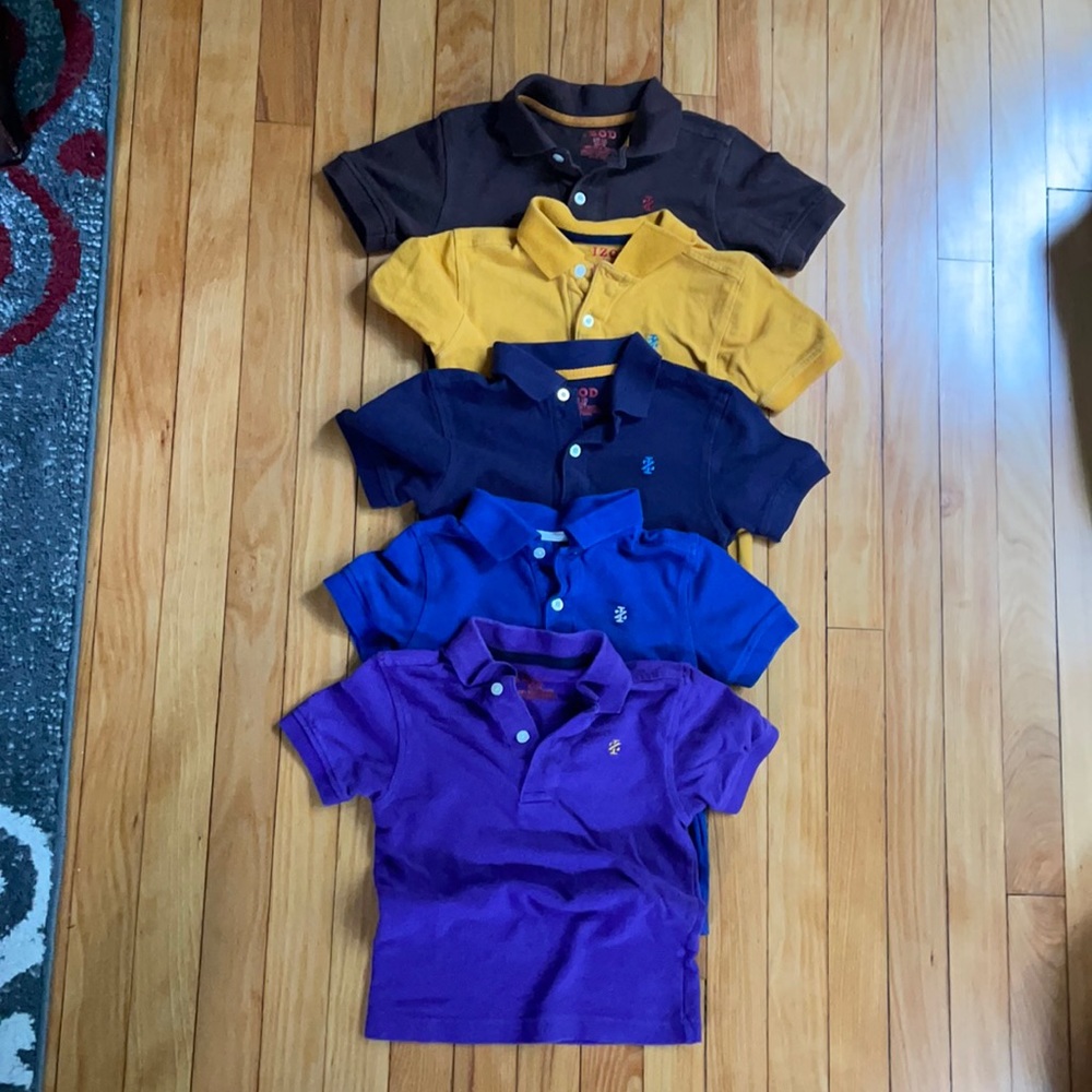 Bundle of 5 IZOD boys polo shirts, size 4